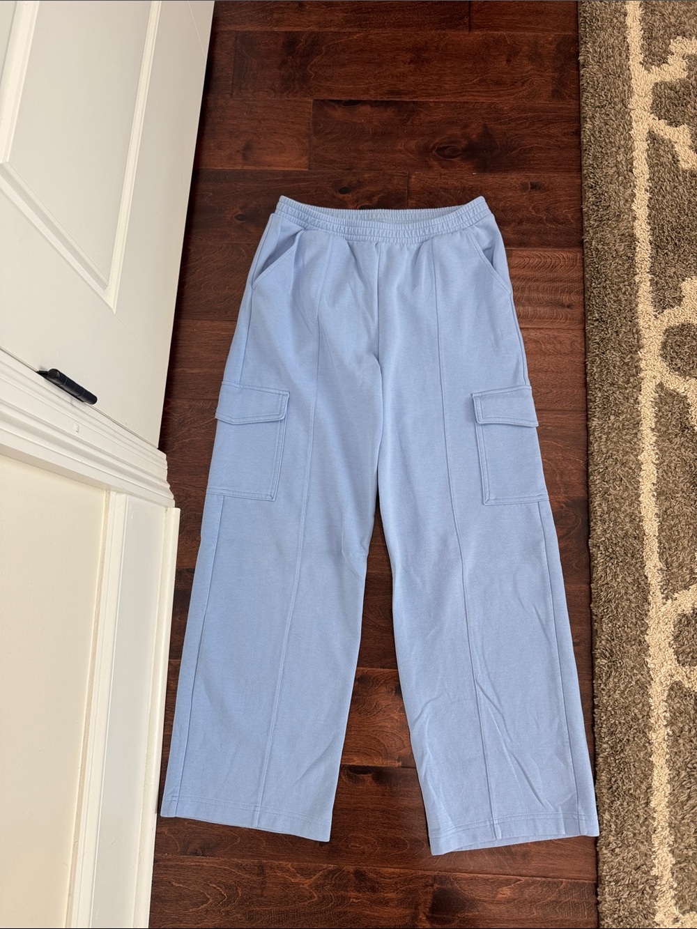 Old Navy Girl’s Wide Leg Sweatpants Cargo Style Periwinkle Blue, size XL 14/16